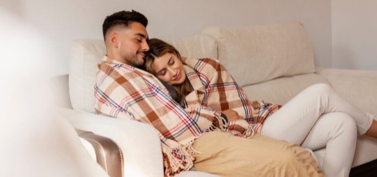 Por qué en invierno puede bajar el deseo sexual (y por qué no es un problema)